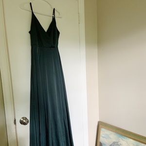 Lulu’s Emerald Green bridesmaid/formal dress